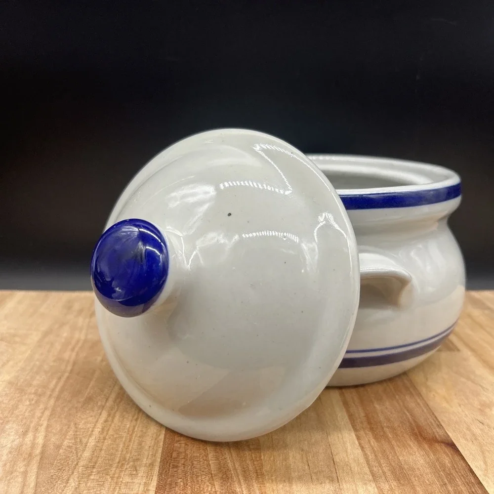 Stoneware Crock With Lid And Handles Blue And Gray Made In Taiwan 2 Quart EUC